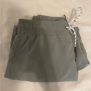 Vineyard Vines On The Go Jogger Green Tapered Pants Men’s Size M